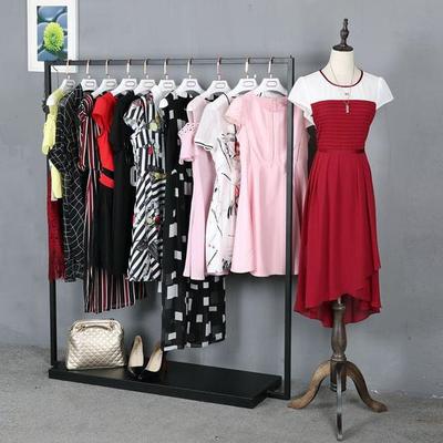 言语天堂 揭秘沐沐服饰0.5-1.2折女装品牌折扣批发攻略